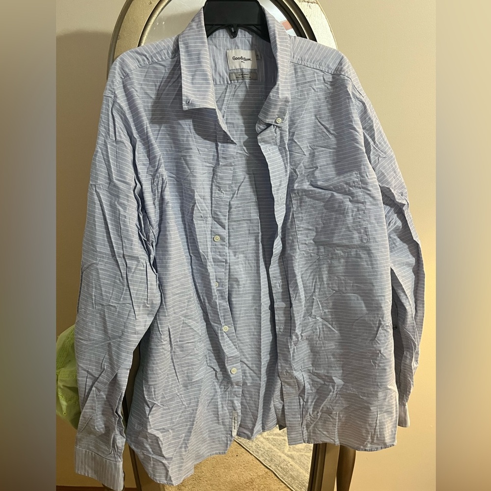 Men’s Light Blue Button-Up Shirt